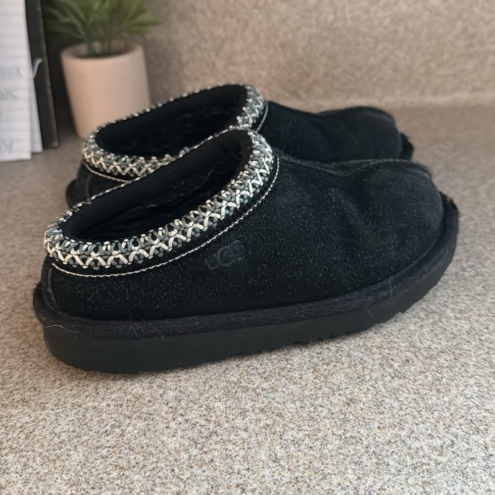 UGG Black Tasman kids